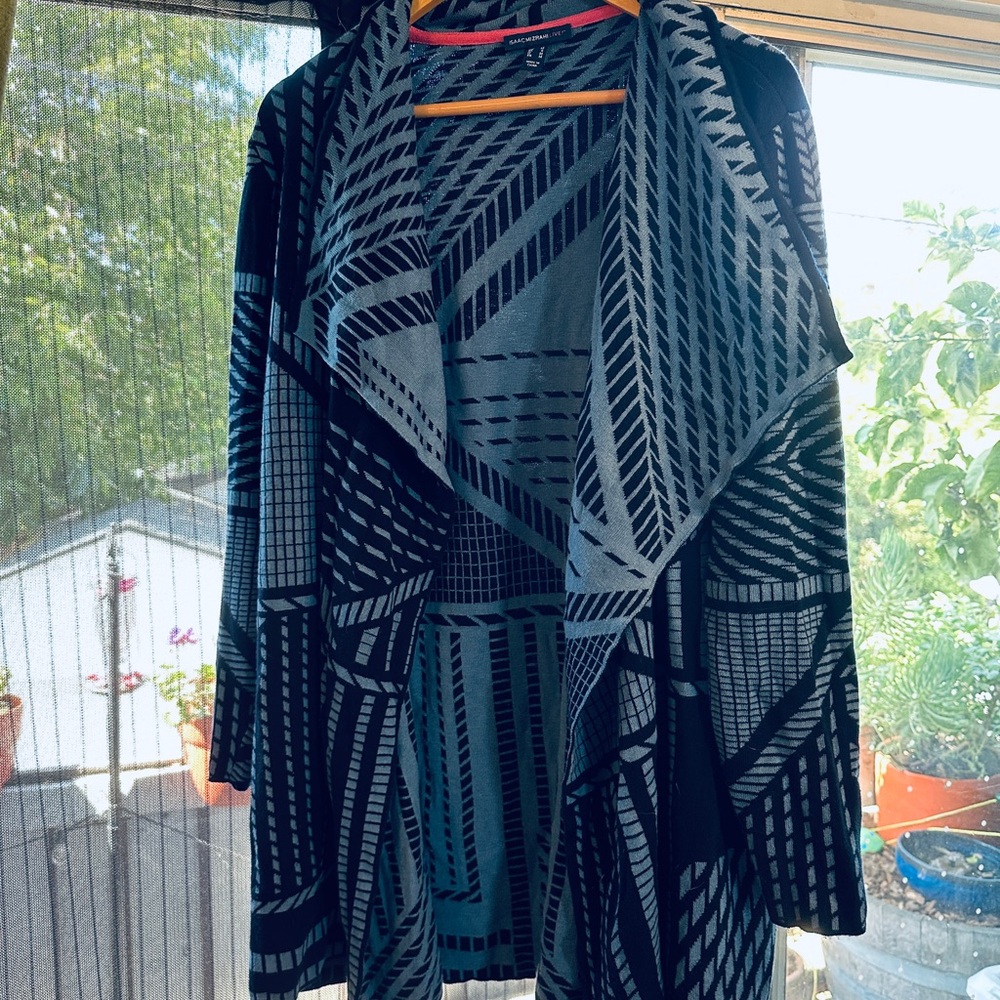 Isaac Mizrahi Live!Blue and Black Patterned Duster sweater